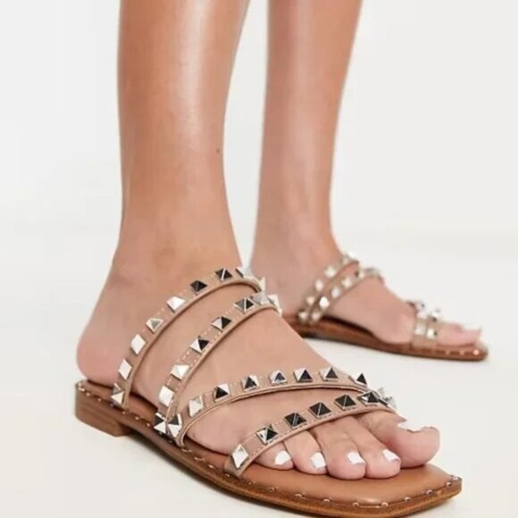 Steve Madden Skyler Studded Faux Leather Sandals Size 6.5 - Picture 1 of 5